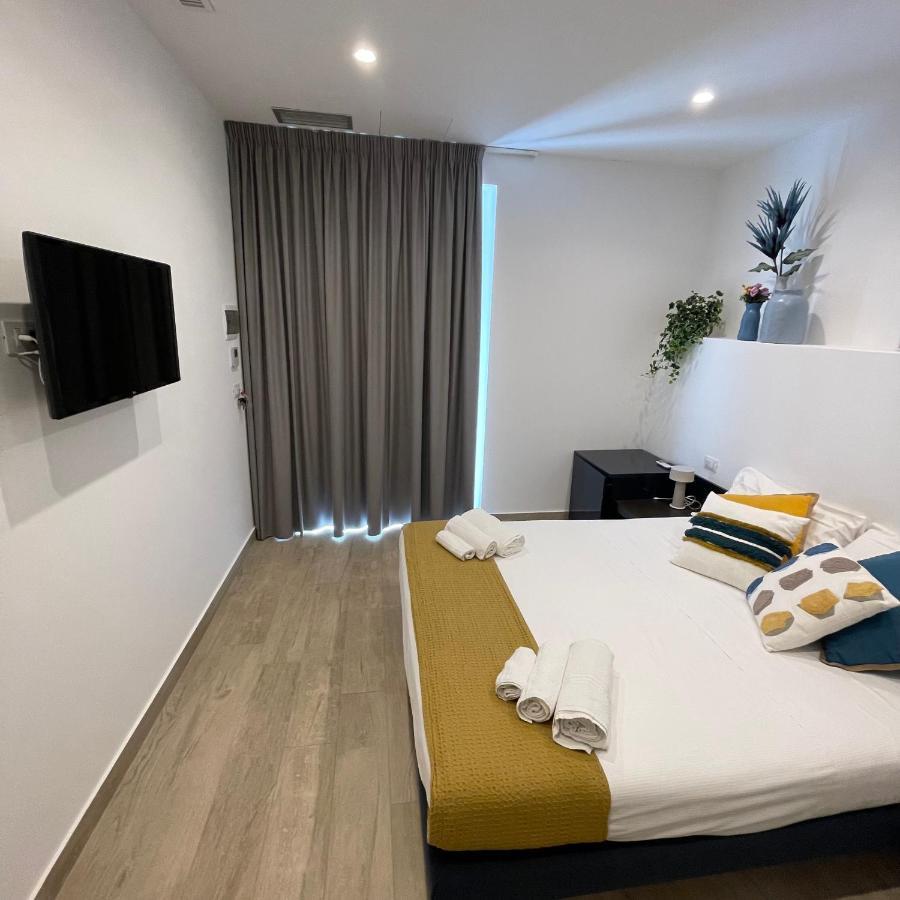 Namuri Luxury Rooms タオルミーナ エクステリア 写真