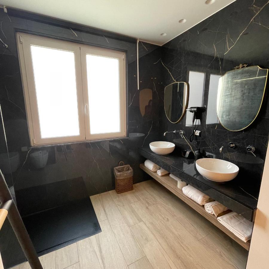 Namuri Luxury Rooms タオルミーナ エクステリア 写真