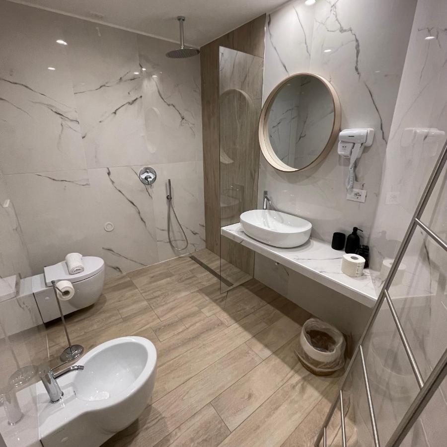 Namuri Luxury Rooms タオルミーナ エクステリア 写真