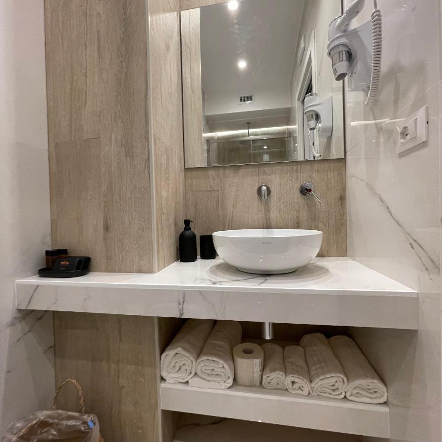 Namuri Luxury Rooms タオルミーナ エクステリア 写真