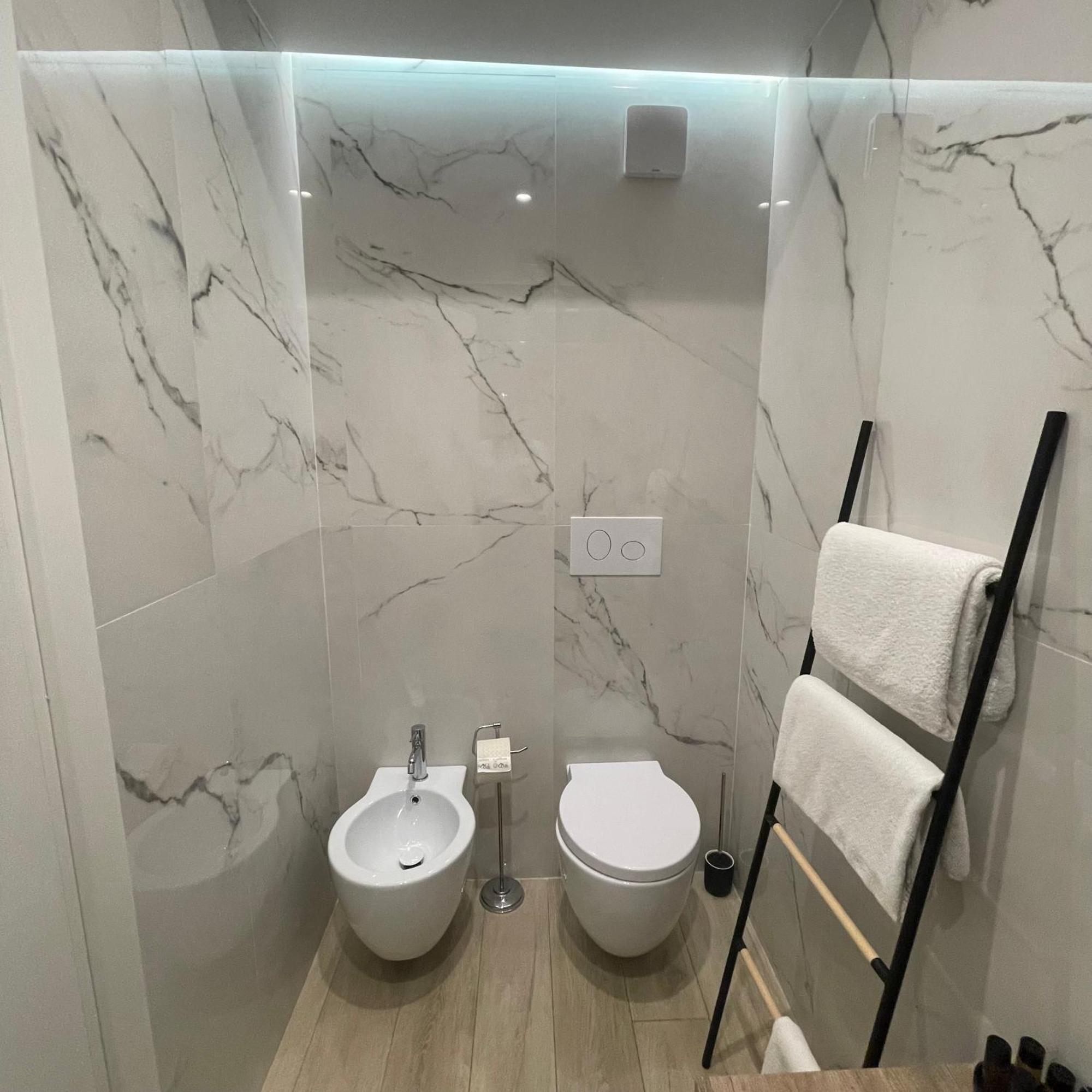 Namuri Luxury Rooms タオルミーナ エクステリア 写真