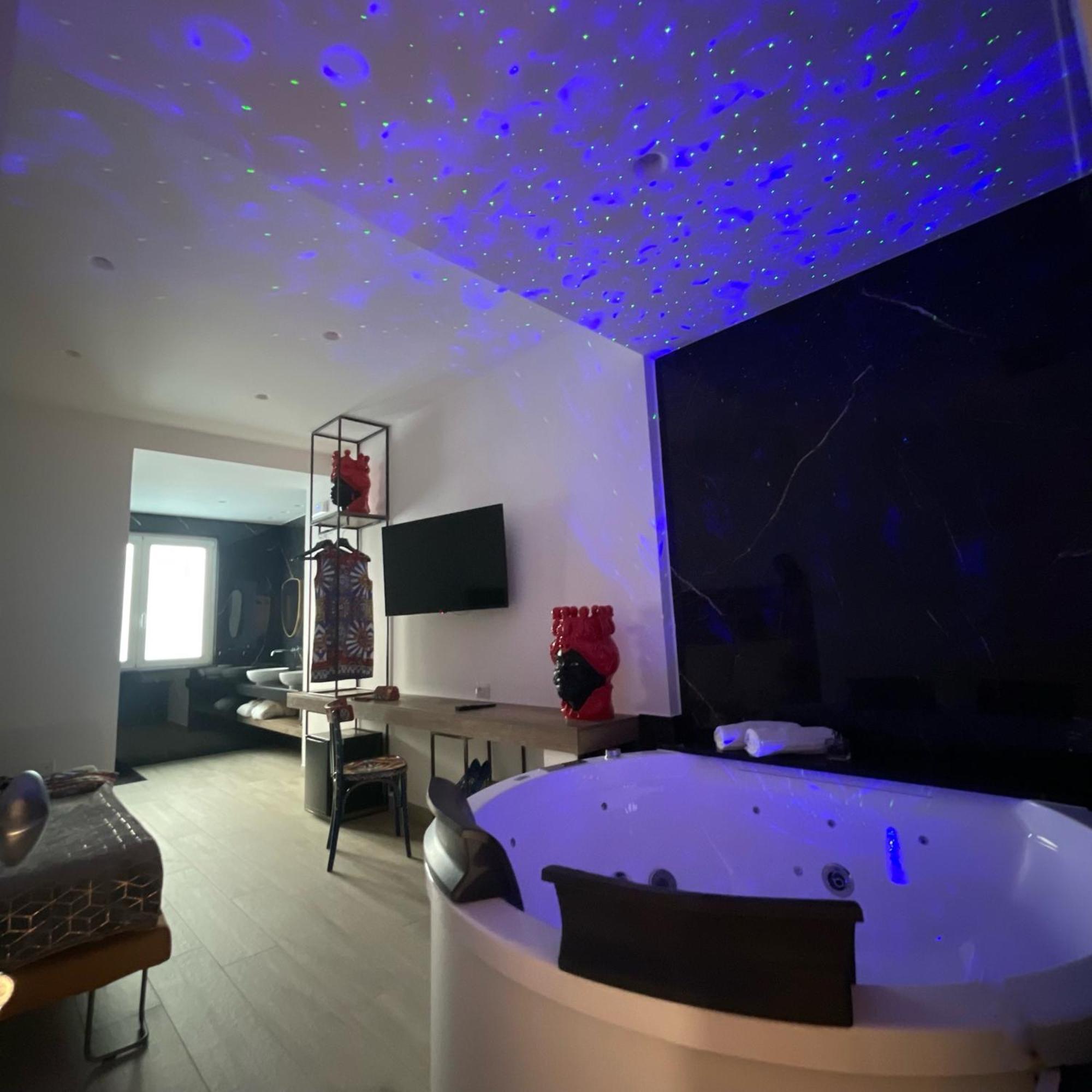 Namuri Luxury Rooms タオルミーナ エクステリア 写真