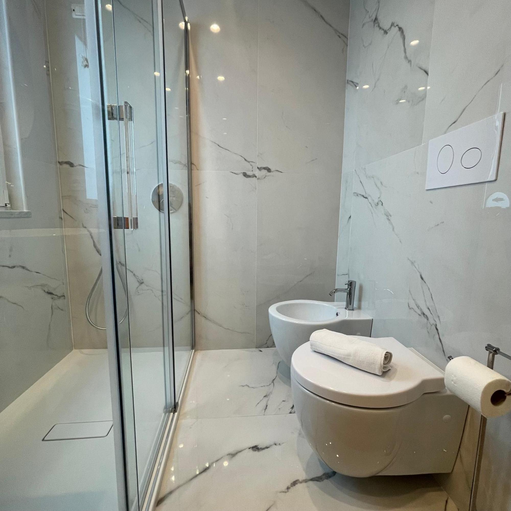 Namuri Luxury Rooms タオルミーナ エクステリア 写真